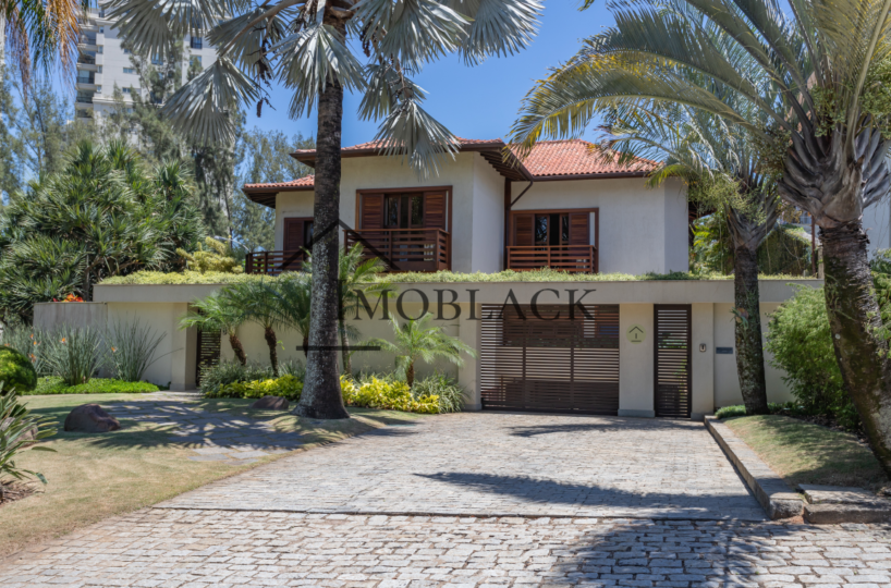 Foto 2 do imóvel à venda: Casa 1100m² em Malibu, Barra da tijuca