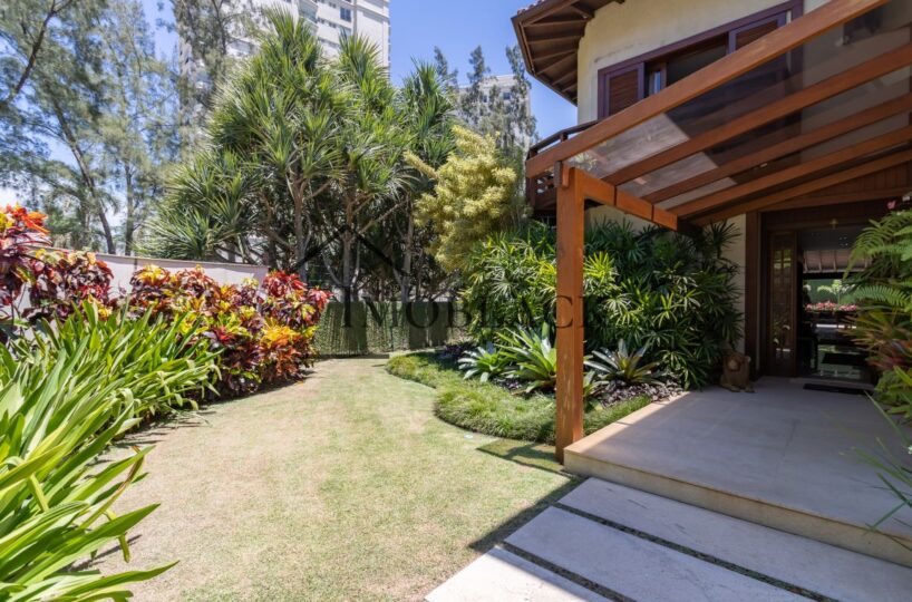 Foto 22 do imóvel à venda: Casa 1100m² em Malibu, Barra da tijuca