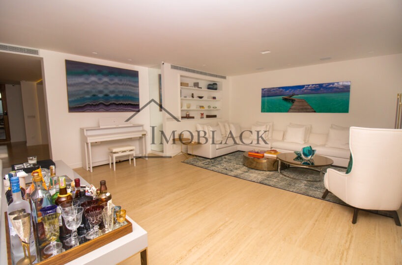 Foto 13 do imóvel à venda: Apartamento 460m² em Golden Green, Barra da Tijuca