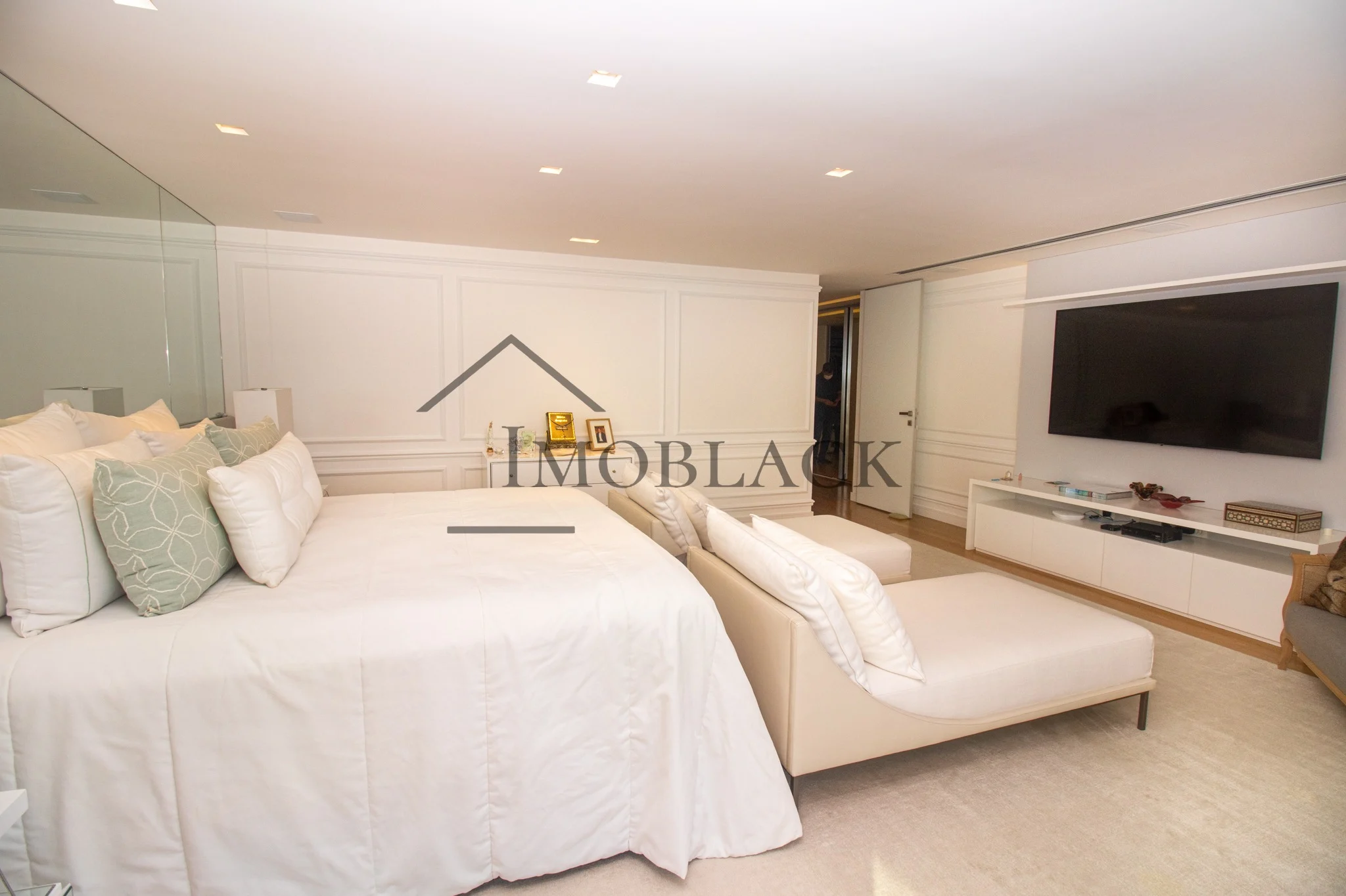 Foto 17 do imóvel à venda: Apartamento 460m² em Golden Green, Barra da Tijuca