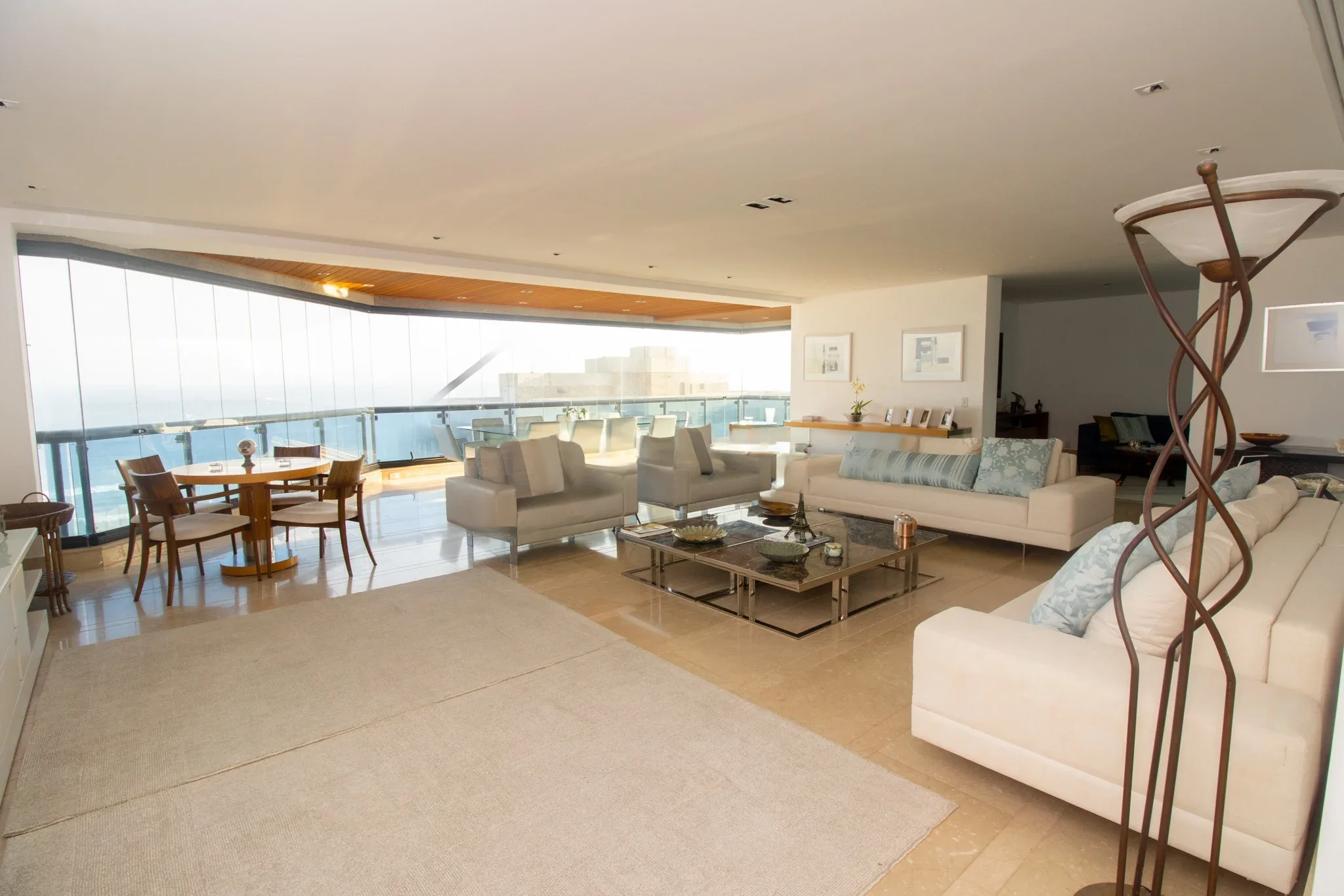 Foto 1 do imóvel à venda: Apartamento 307m² em Golden Green, Barra da Tijuca