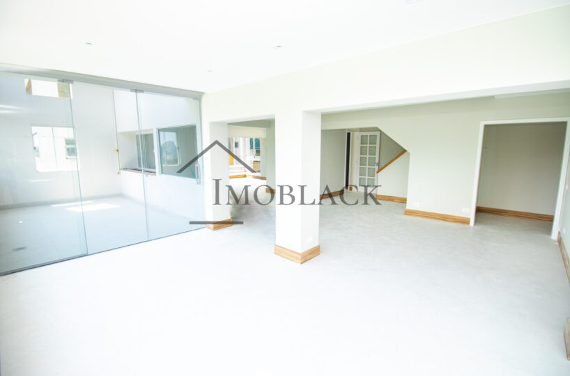 Foto 2 do imóvel à venda: Apartamento 230m² em , Leblon