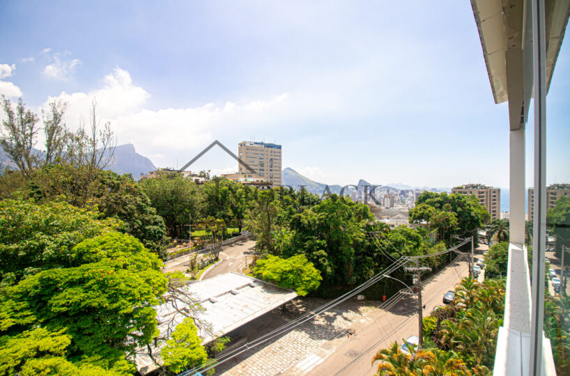 Foto 13 do imóvel à venda: Apartamento 230m² em , Leblon