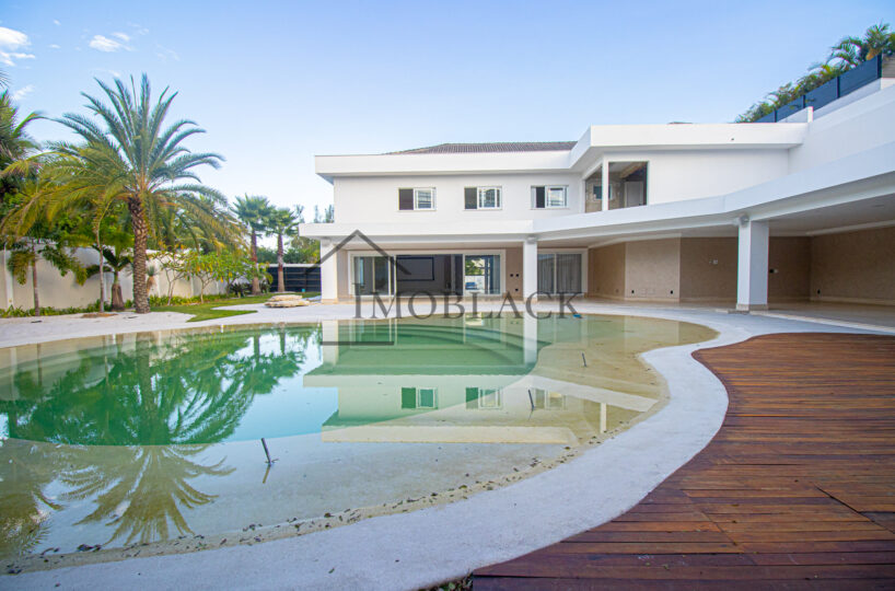 Foto 2 do imóvel à venda: Casa 1260m² em Malibu, Barra da tijuca