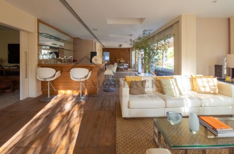 Foto 3 do imóvel à venda: Casa 640m² em Greenwood Park, Itanhangá