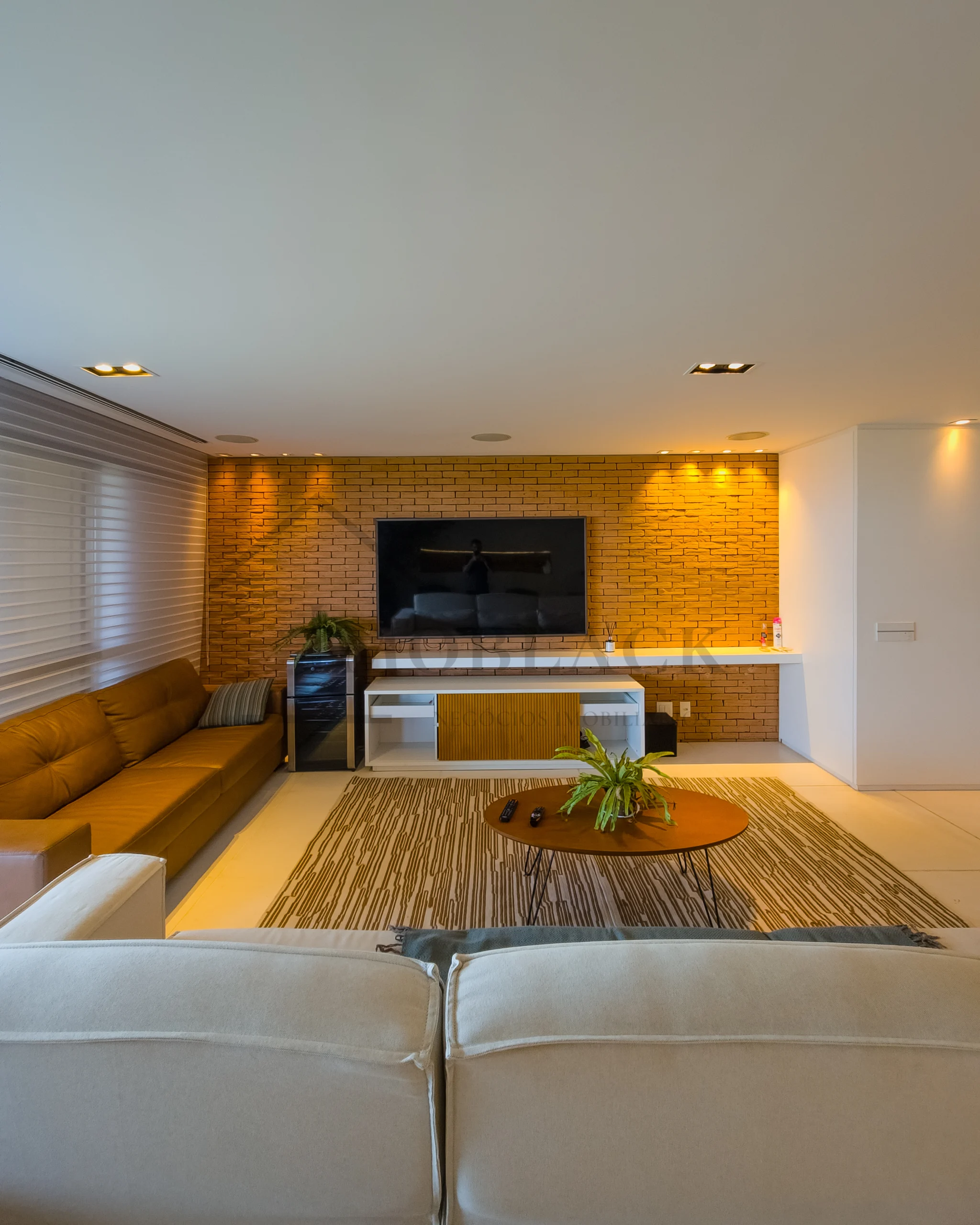 Foto 3 do imóvel à venda: Apartamento 247m² reformado em Golden Green, Barra da Tijuca