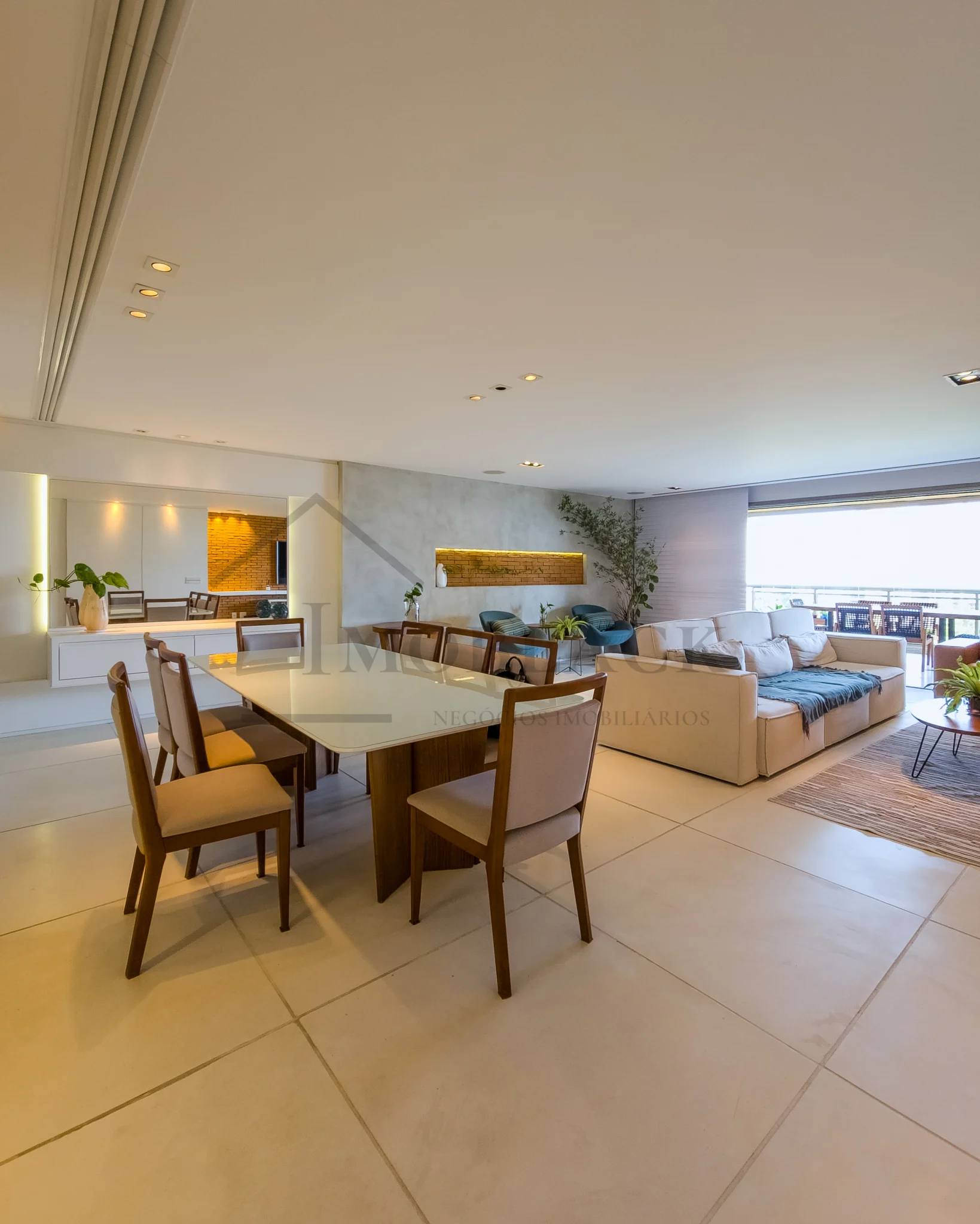 Foto 6 do imóvel à venda: Apartamento 247m² reformado em Golden Green, Barra da Tijuca