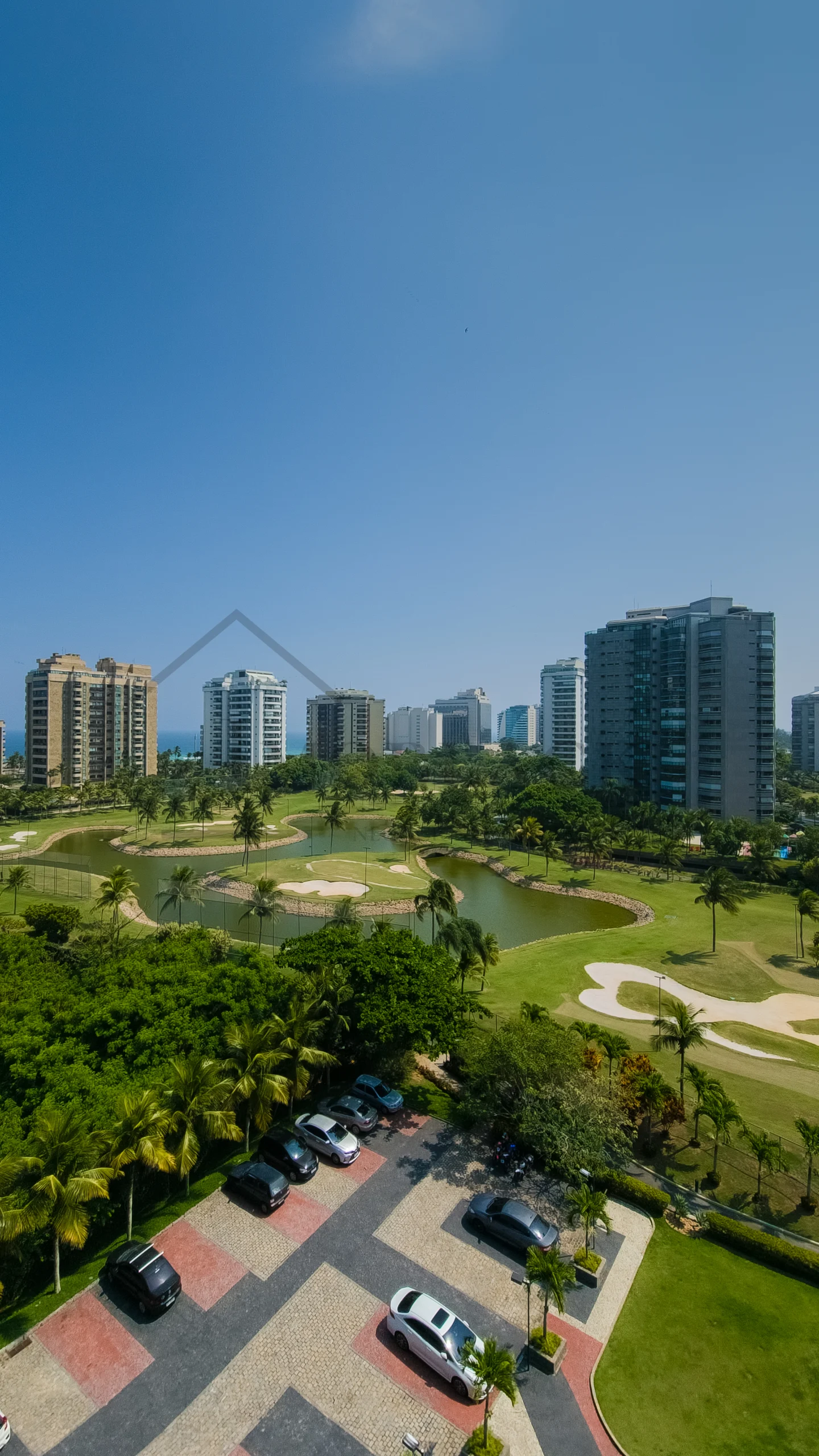 Foto 18 do imóvel à venda: Apartamento 247m² reformado em Golden Green, Barra da Tijuca
