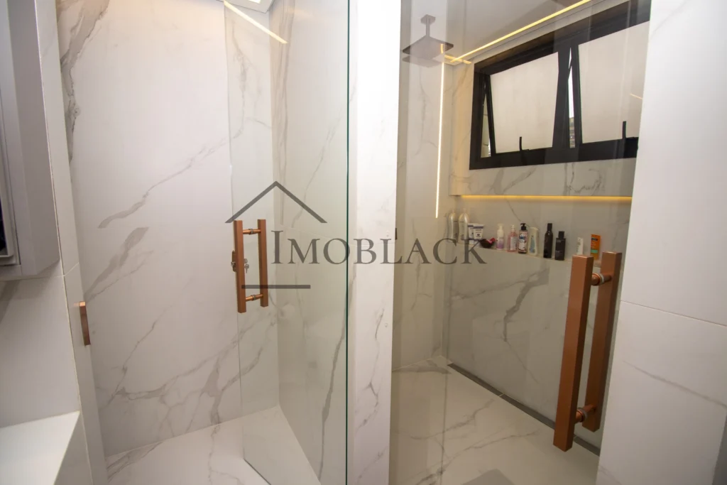 Foto 21 do imóvel à venda: Apartamento 300m² em Golden Green, Barra da Tijuca