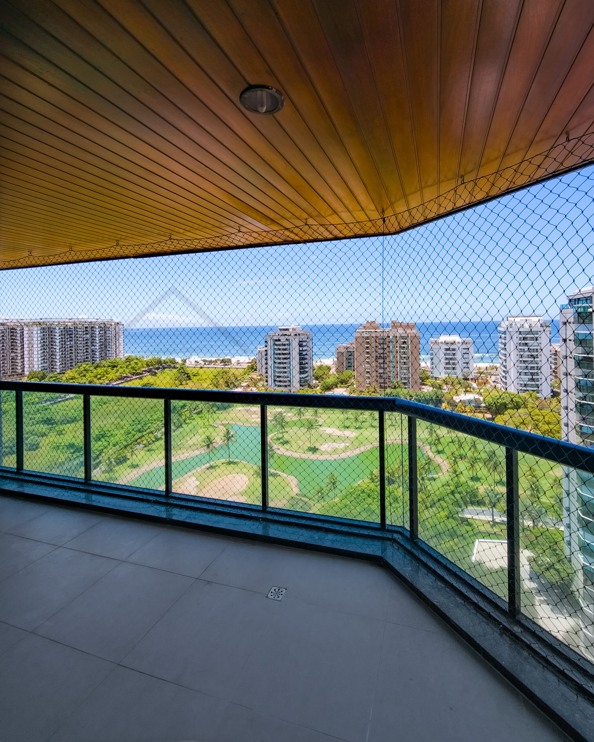 Foto 1 do imóvel à venda: Cobertura 440m² em Golden Green, Barra da Tijuca