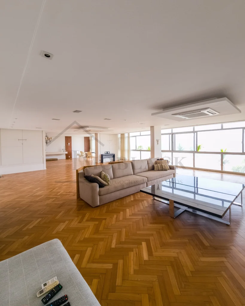Foto 3 do imóvel à venda: Apartamento 500m² · Ipanema em Ipanema, Zona Sul