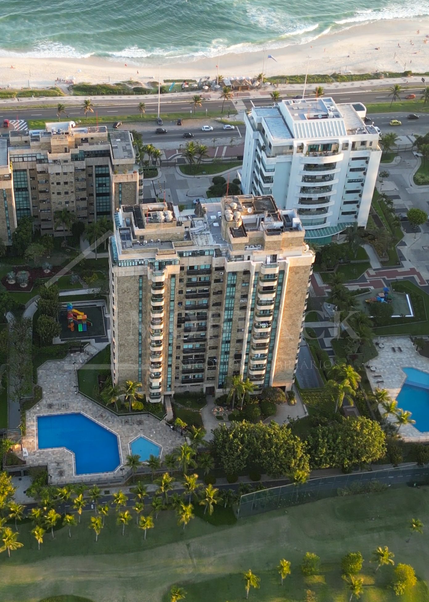 Fachada do bloco Myrtle Beach no Golden Green